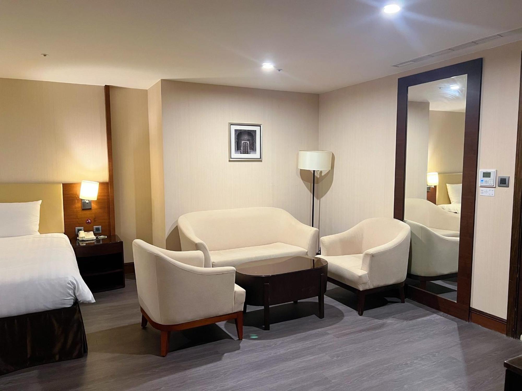 Hu House - Taipei 호텔 외부 사진
